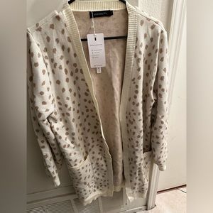 Brand new women’s cardigan